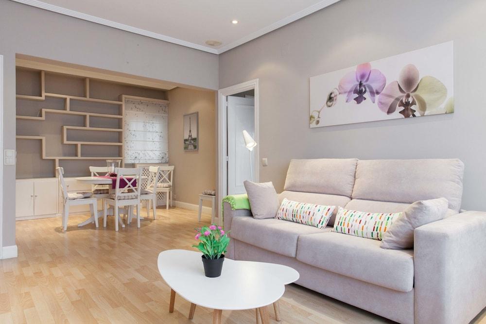 Offer Luxury Apartment Madrid Exterior photo